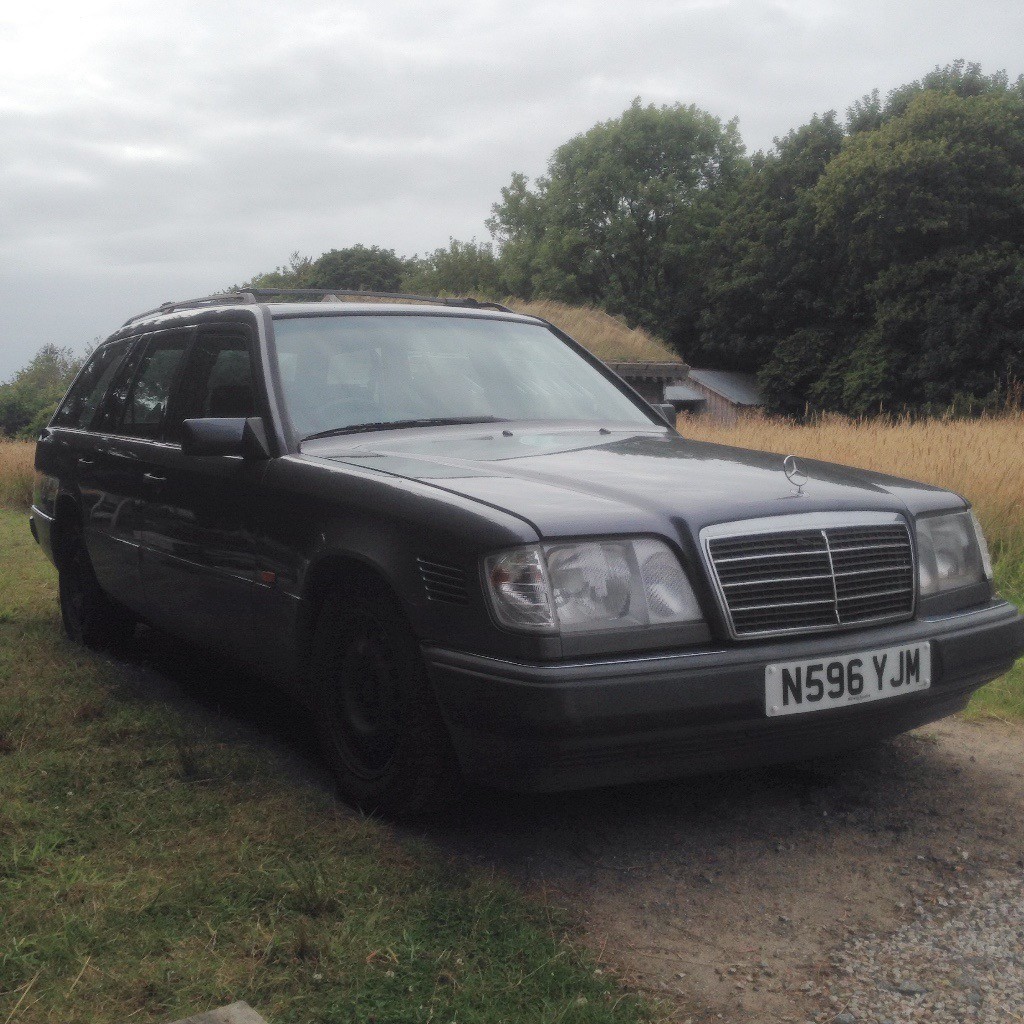 Мерседес w124 e300