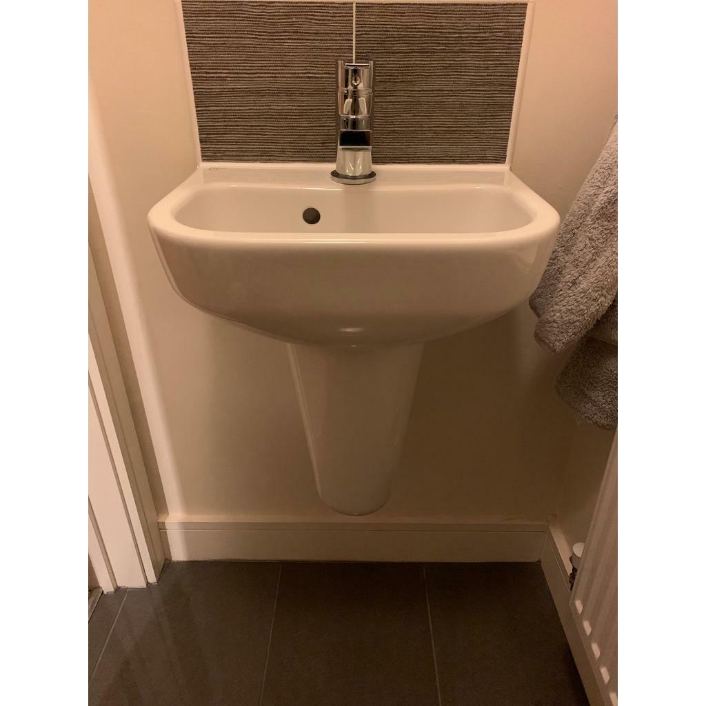 Ideal standard semi pedestal sink in Derby, Derbyshire Gumtree
