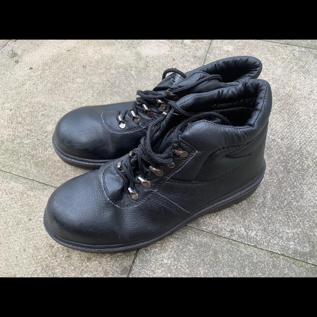 Mens steel toe cap boots ( size 8 ) in Staple Hill, Bristol Gumtree