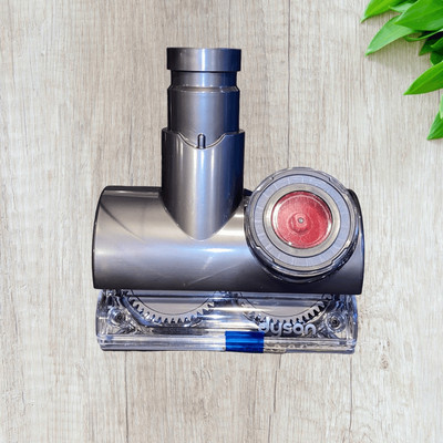 NEW Dyson Vacuum Tangle-free turbine tool