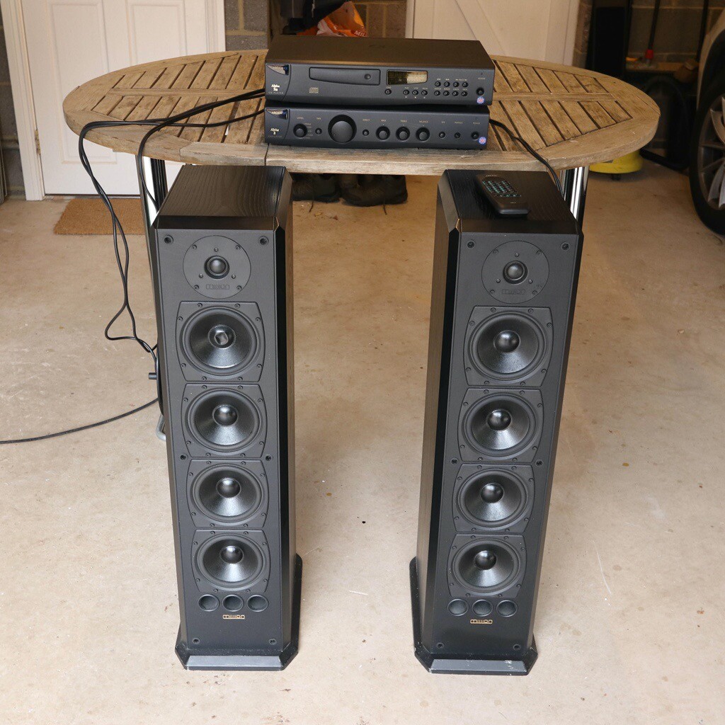 arcam alpha speakers