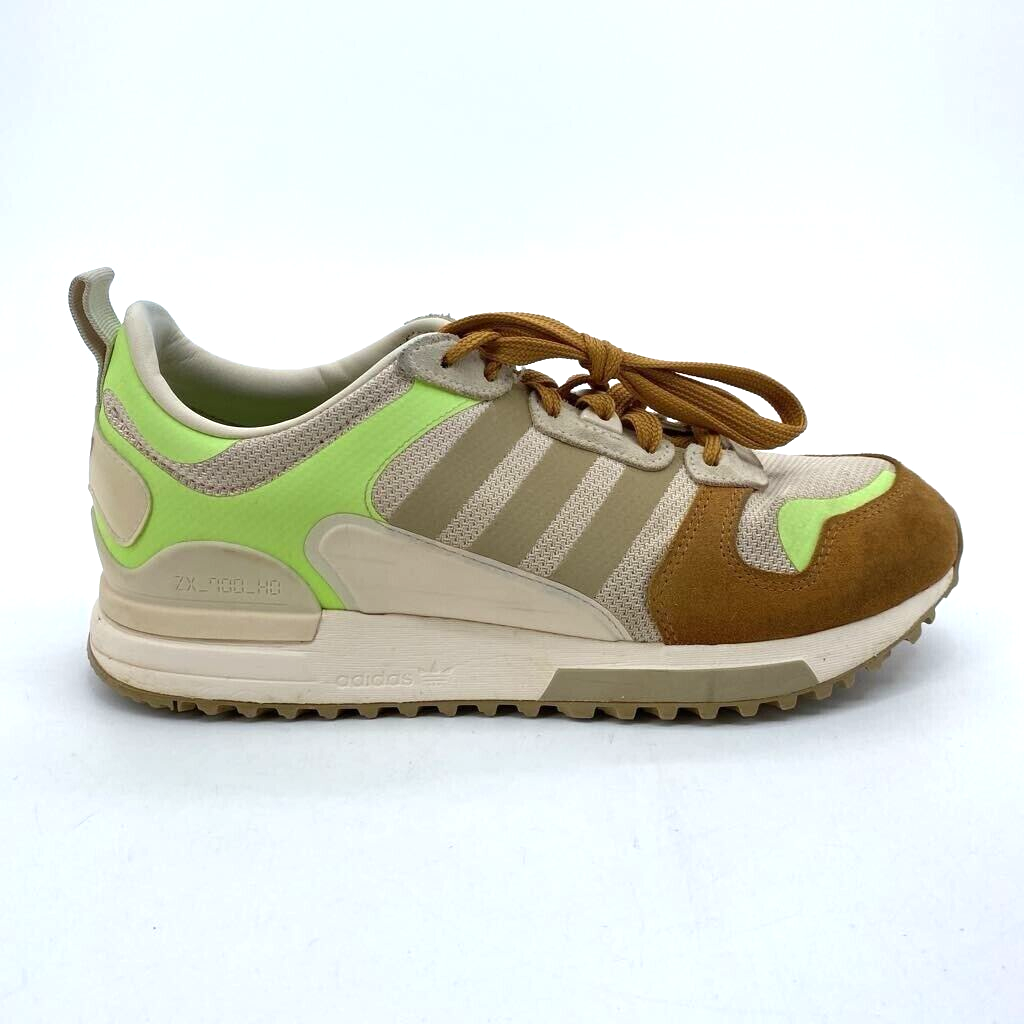 adidas ベージュ ハイカットシューズ adidas ベージュ スエード ハイカットスニーカー - メルカリ