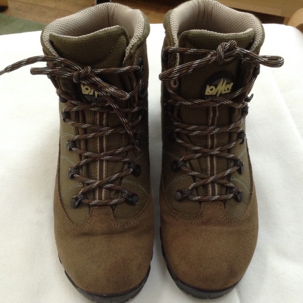 Lomer Sympatex ladies hiking boots size 6 light weight in Newton