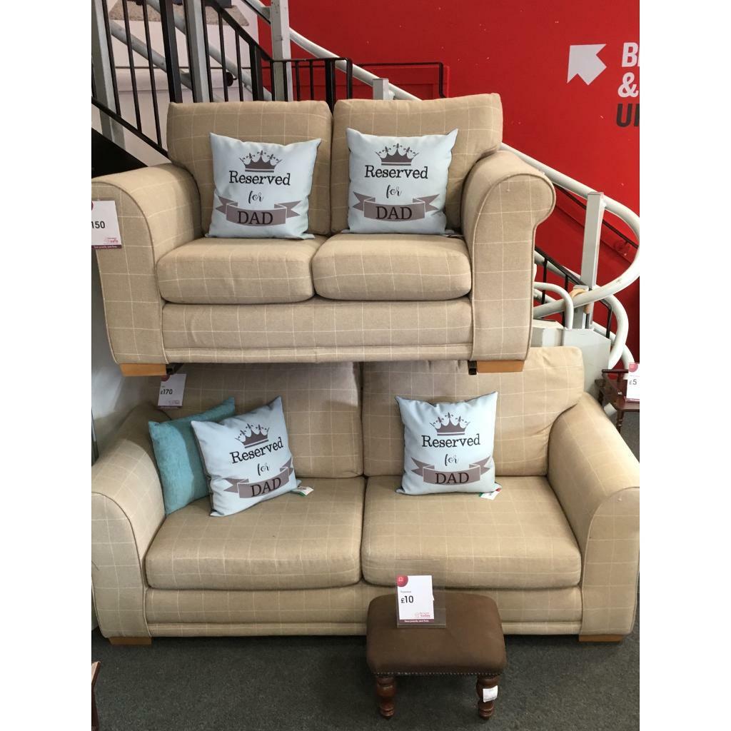 BHF Dudley Beige cheque pattern 2+3 sofas in Dudley, West Midlands