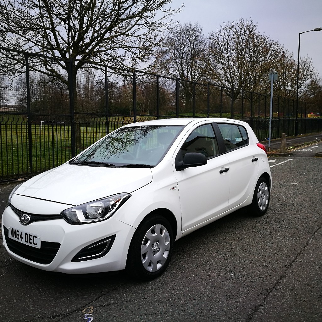 Hyundai I20 1.2 petrol Classic 5dr 2014 warranty 11000 ...