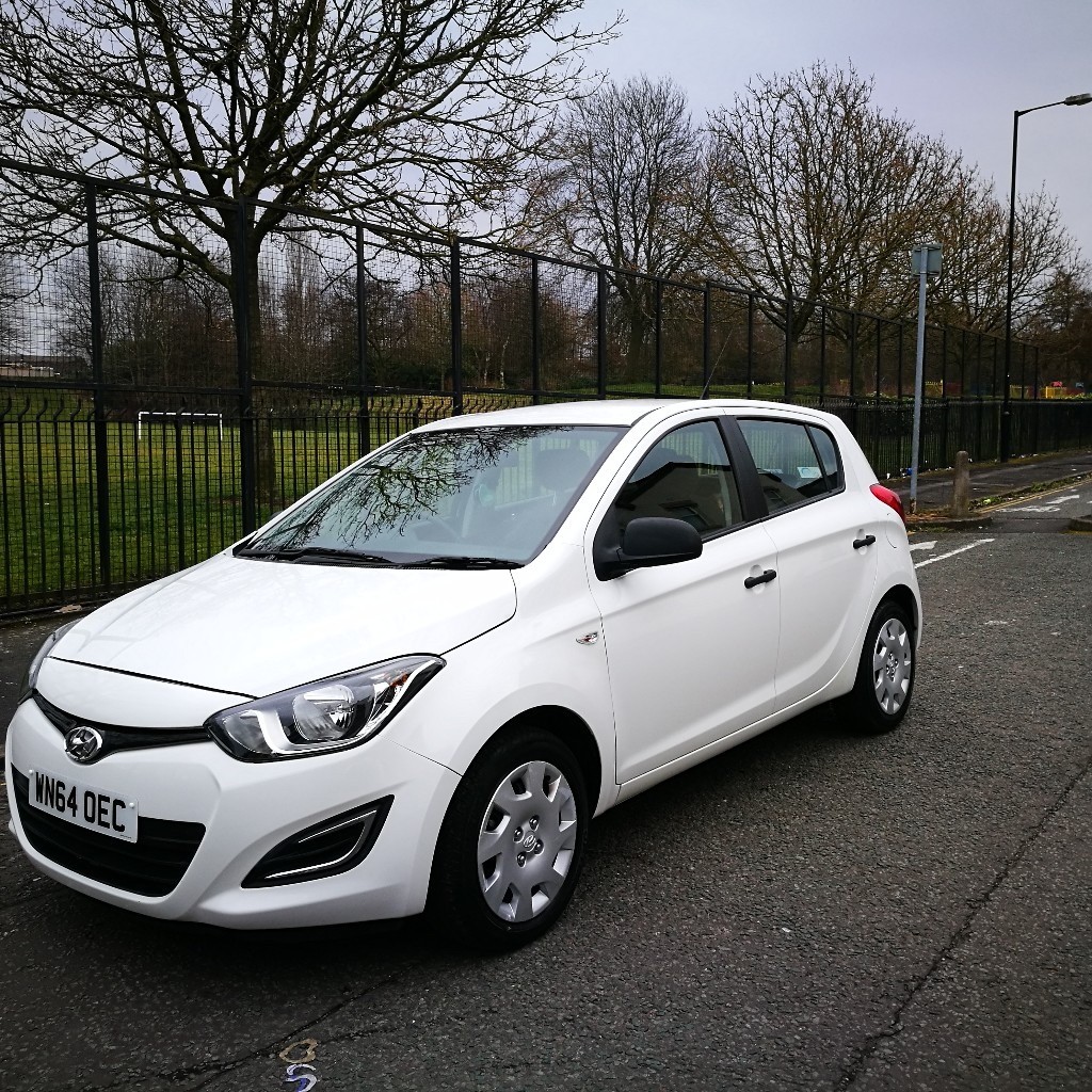 Hyundai I20 1.2 petrol Classic 5dr 2014 warranty 11000