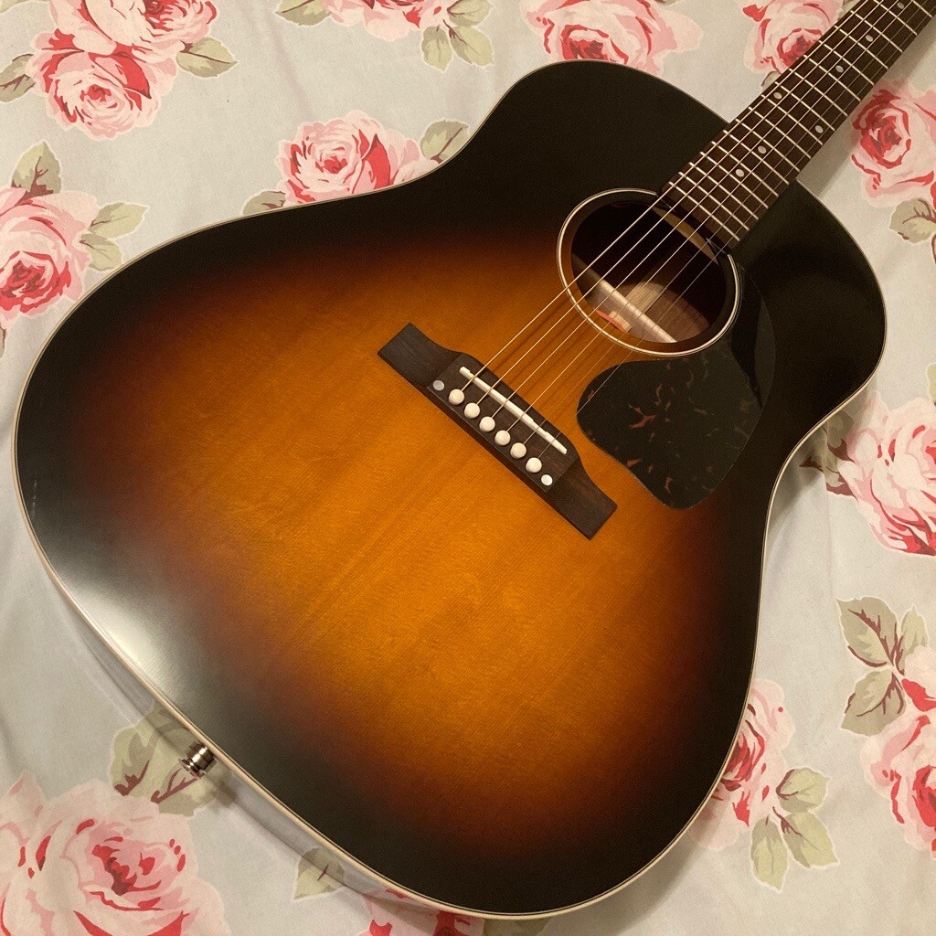 Epiphone J45 Inspired by Gibson Acoustic Guitar. Fender Martin Hummingbird J200 in Haywards