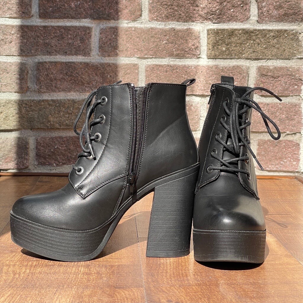 wide fit platform boots