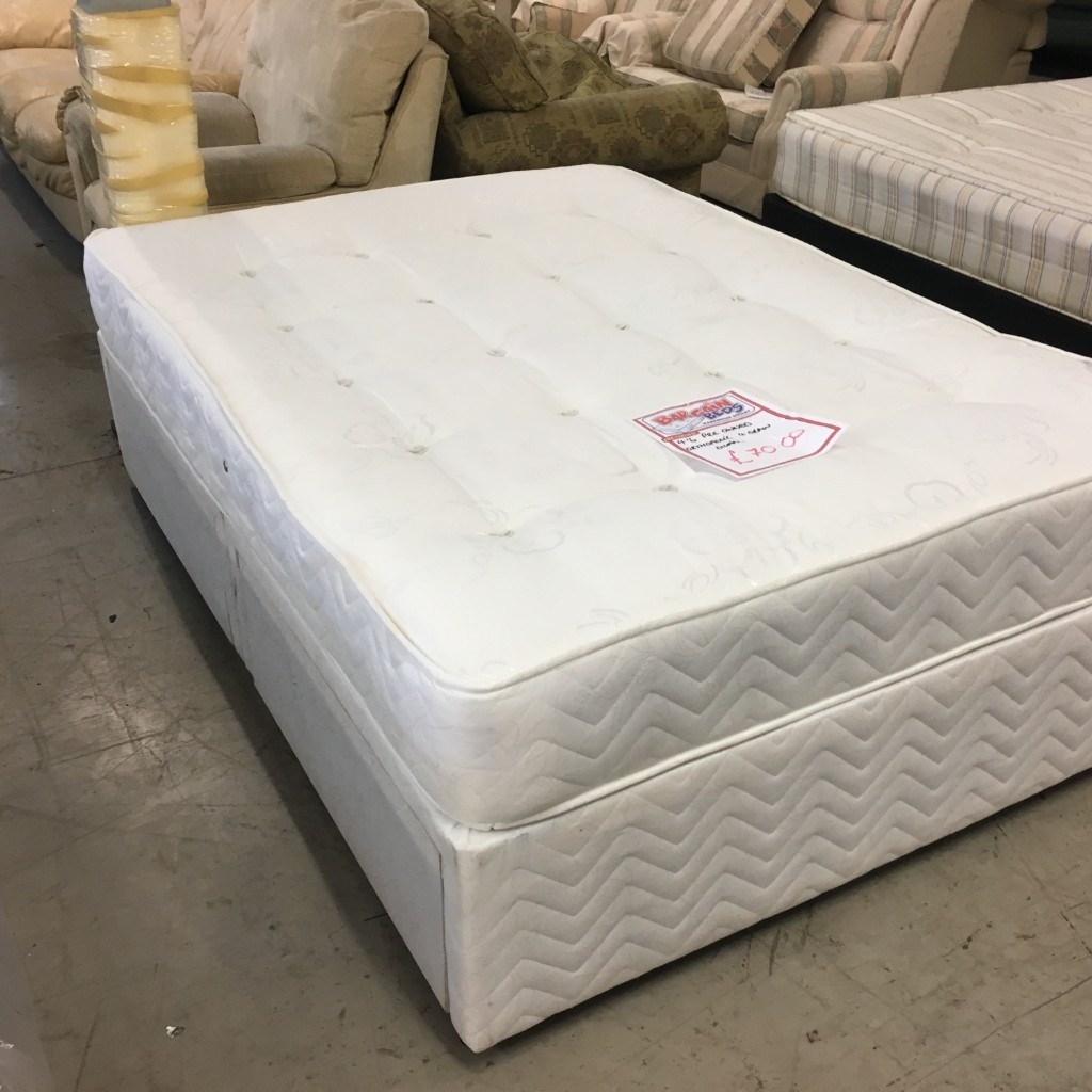 Double Orthopaedic divan bed with 4 drawers (mattress and base) in