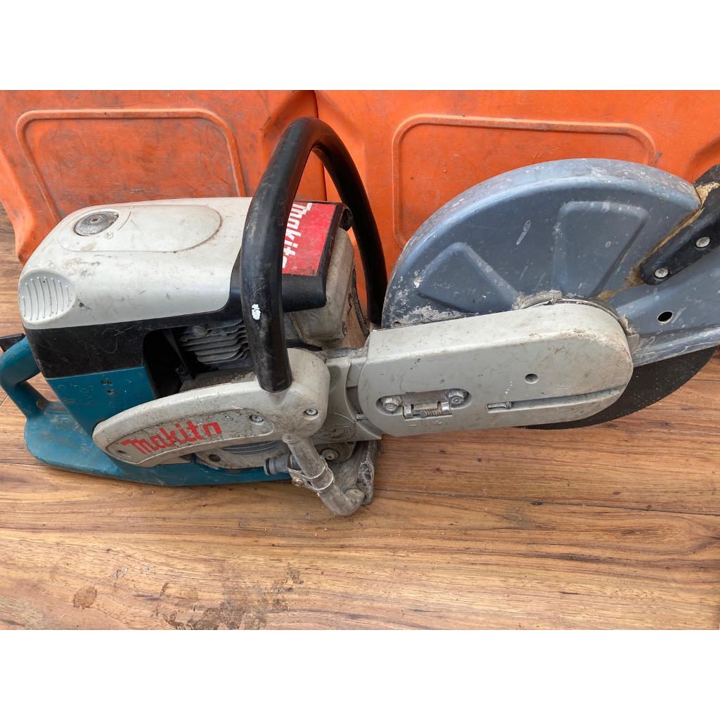 Makita DP6410 Stihl saw | in Worsley 
