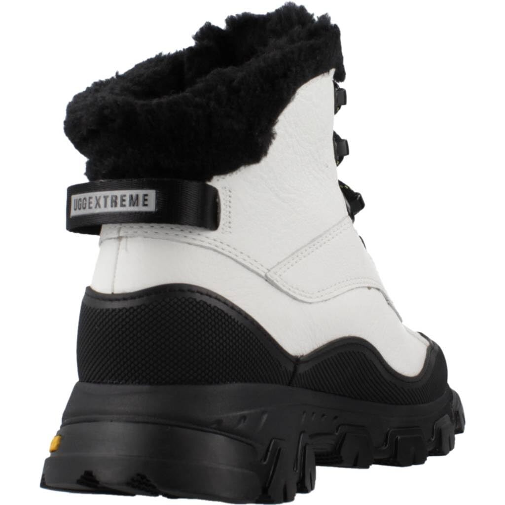 Pre-owned Ugg W Adirondack Meridian Hiker White
