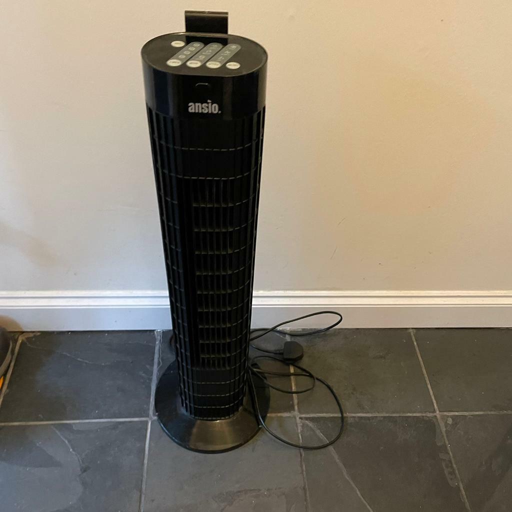 30” Oscillating tower fan with remote 