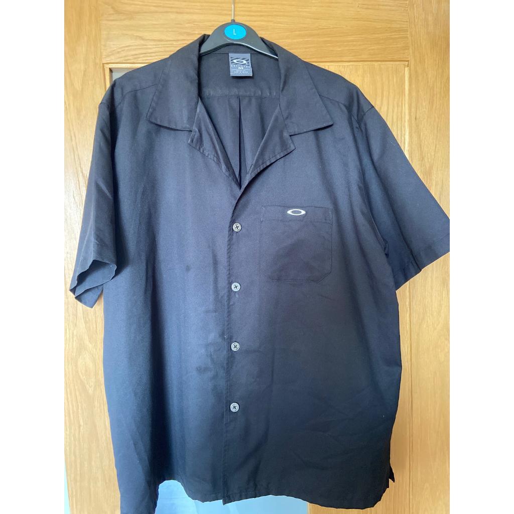 Mens black shirt by OAKLEY size M | in 