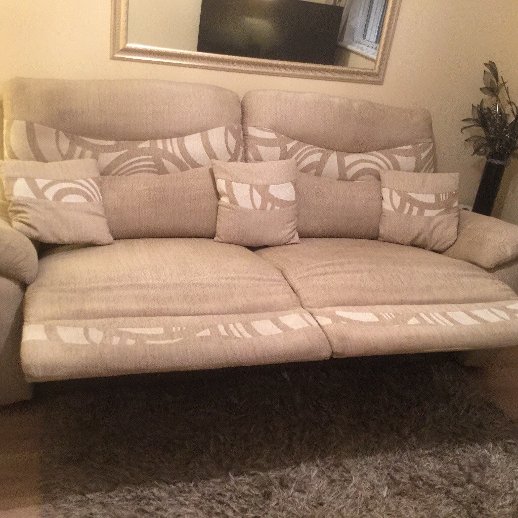 Sofas for sale in Blantyre, Glasgow Gumtree