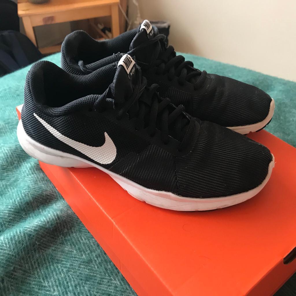 nike trainers size 5