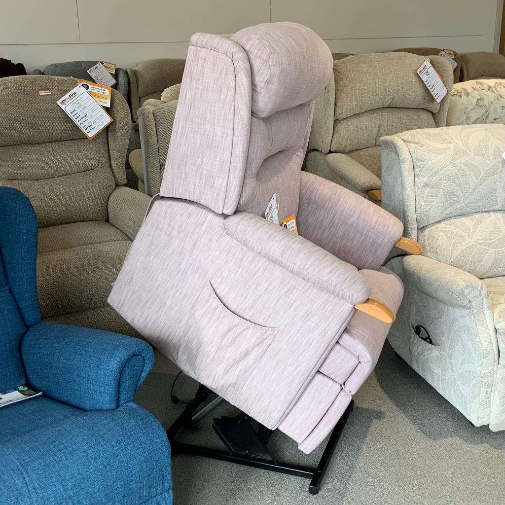 HSL Riser & Recliner Chair, Ripley Electric Dual Motor Riser (Petite