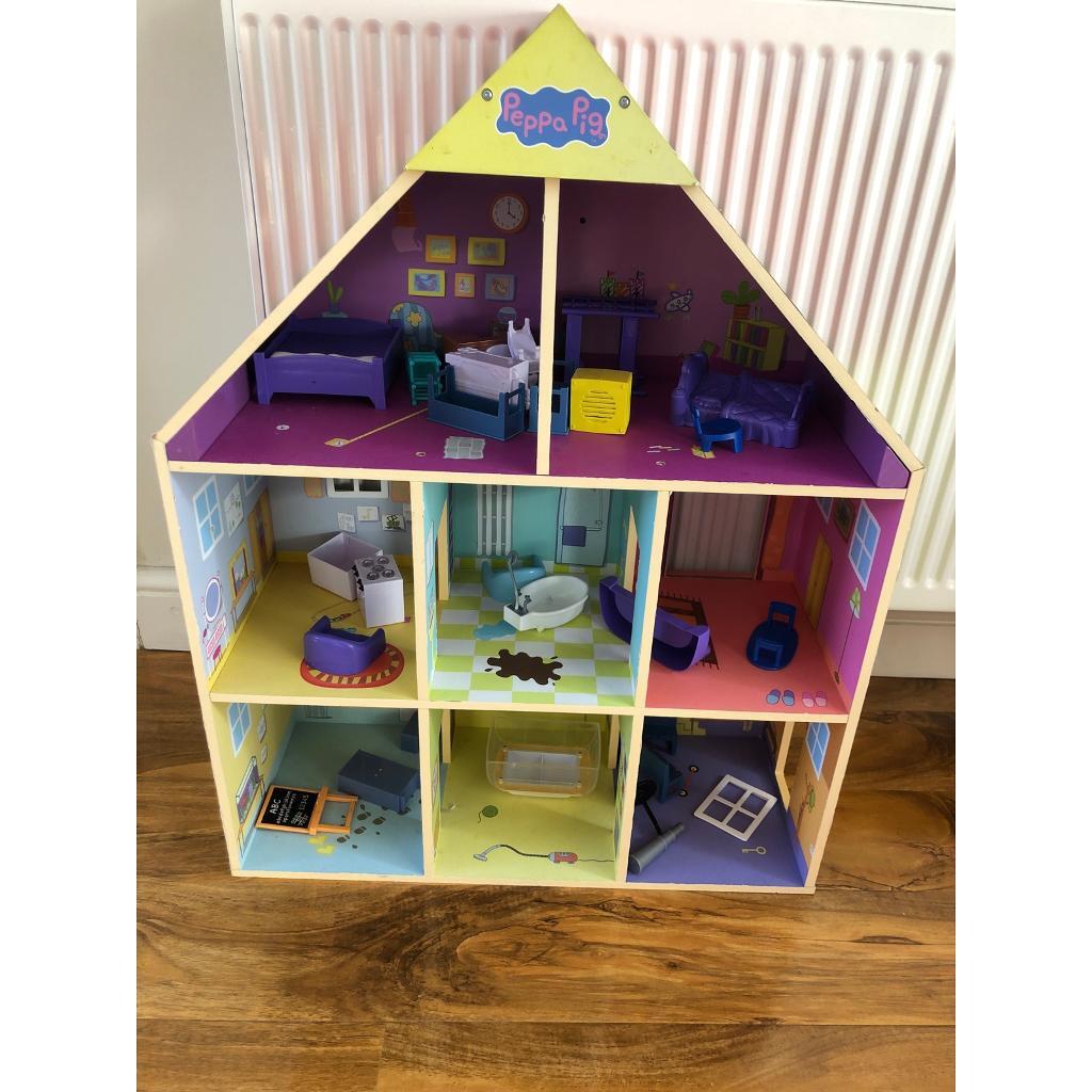 Peppa Pig Wooden Playhouse in Uxbridge, London Gumtree