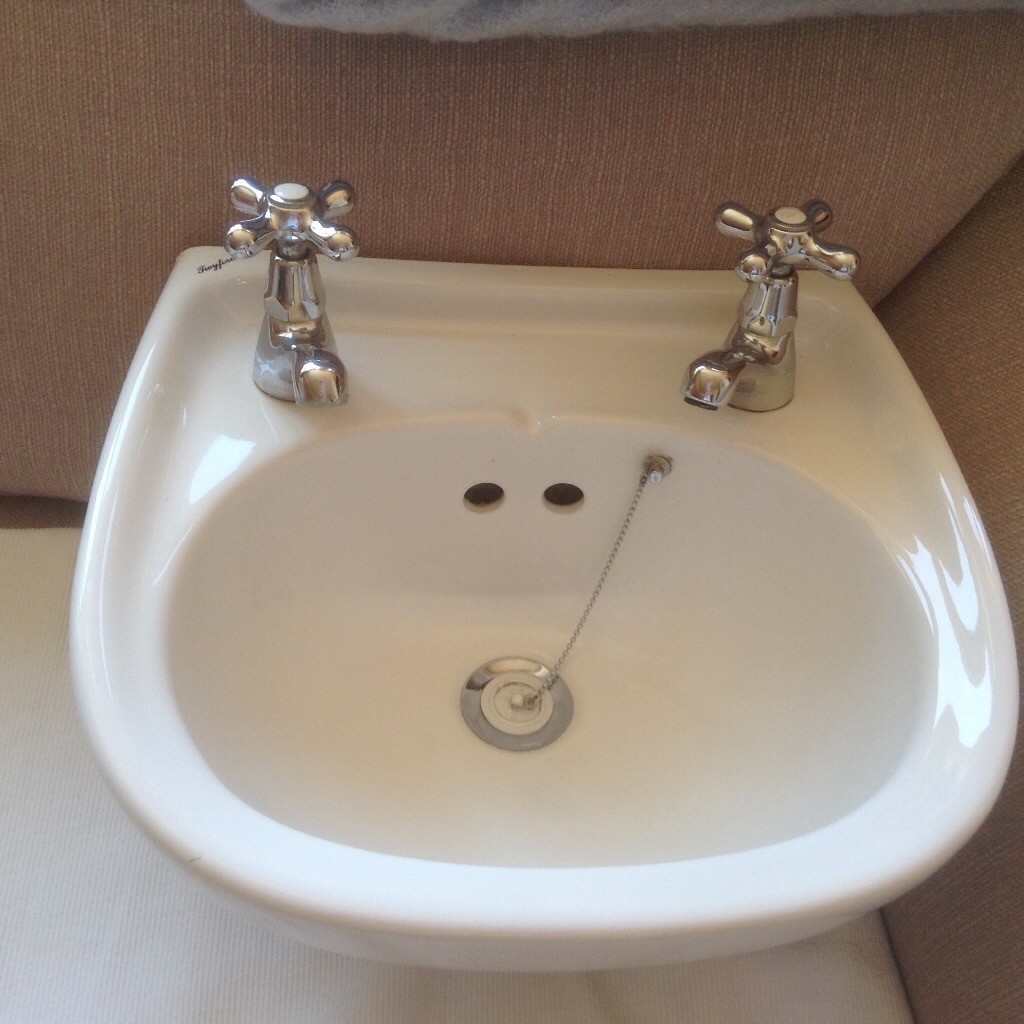 Cloakroom Sink in Honiton, Devon Gumtree