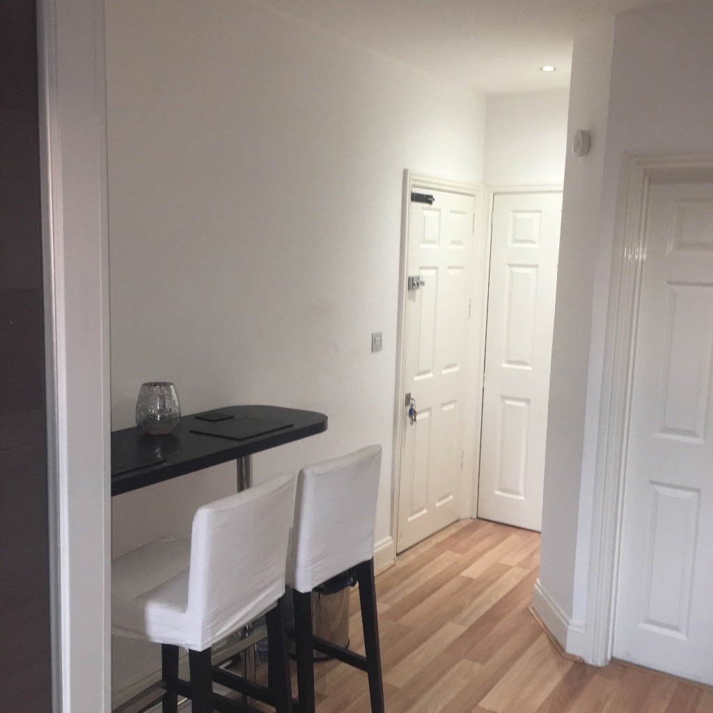 Studio Flat/Furnished All bills included Croydon in Croydon
