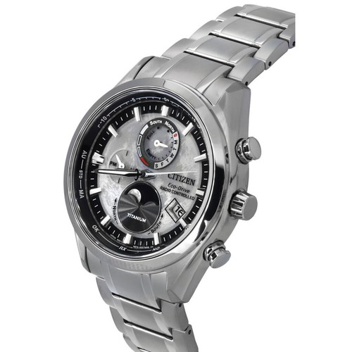 Pre-owned Citizen Tsuki-yomi By1010-81h Titanium Duratect Perpetual Global Radiocontrolled