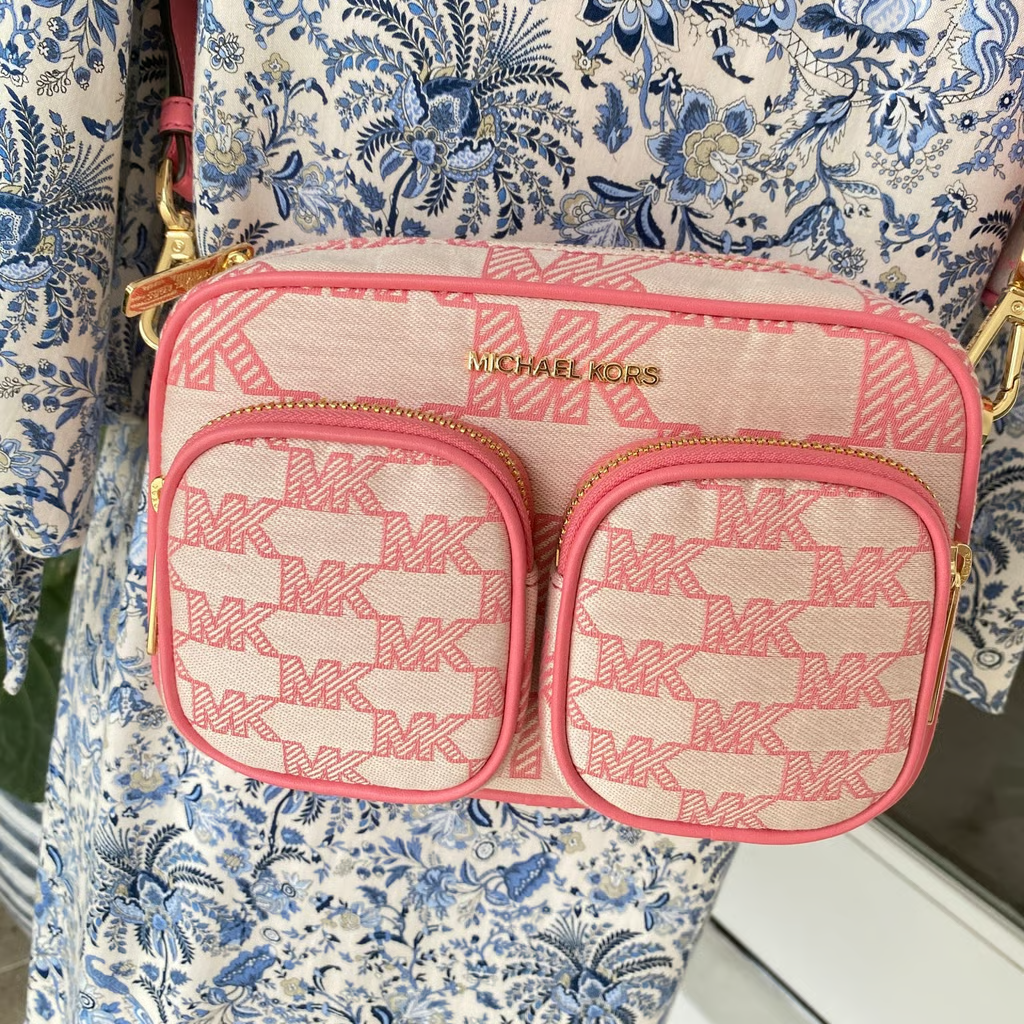 Michael Kors★JET SET ITEM MD PKT XBODY W ATTCH Michael Kors JET SET ITEM MD PKT XBODY W ATTCH IN TEA ROSE