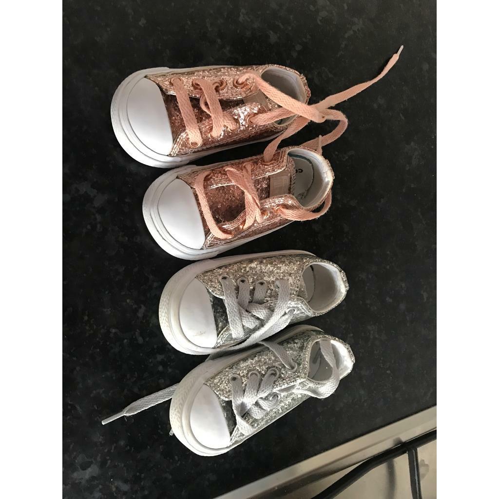 Girls converse shoes Size 4 in Cumbernauld, Glasgow Gumtree