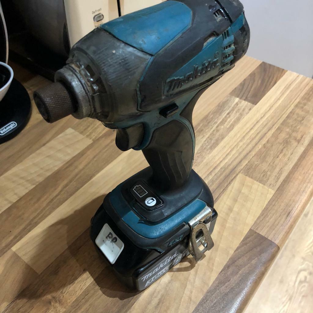Makita 18v impact driver with 3ah battery in Morley, West Yorkshire