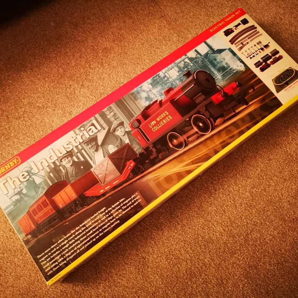 Hornby 00 Train set RARE price drop in Exeter, Devon Gumtree