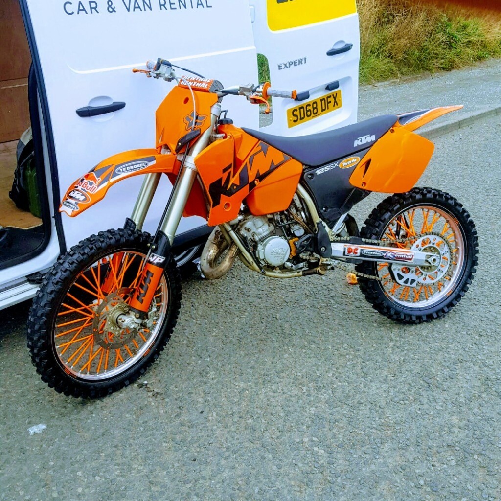 suzuki 125 dirt bike 2 stroke