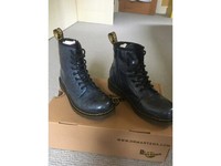 doc martens size 3
