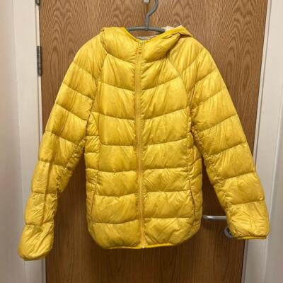 uniqlo yellow puffer jacket