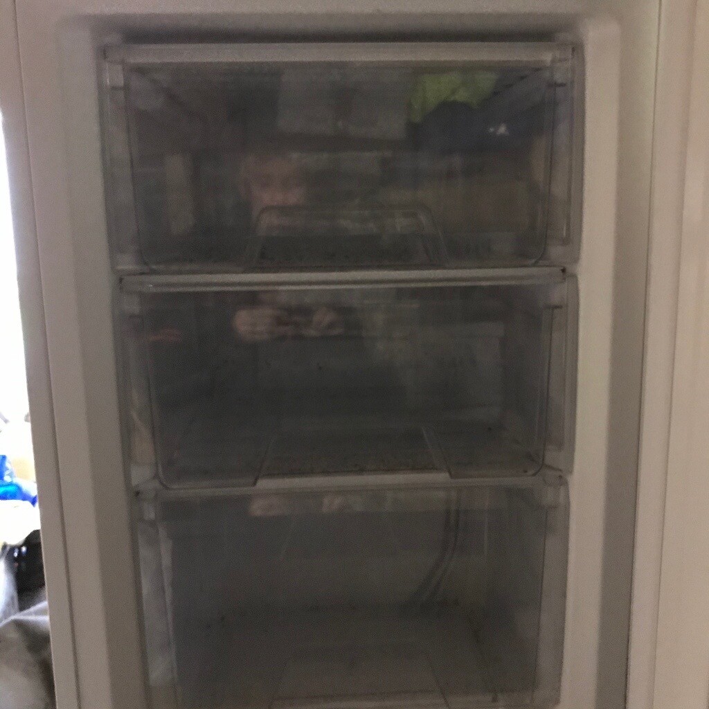 Curry’s Essentials upright freezer in Melton Mowbray, Leicestershire