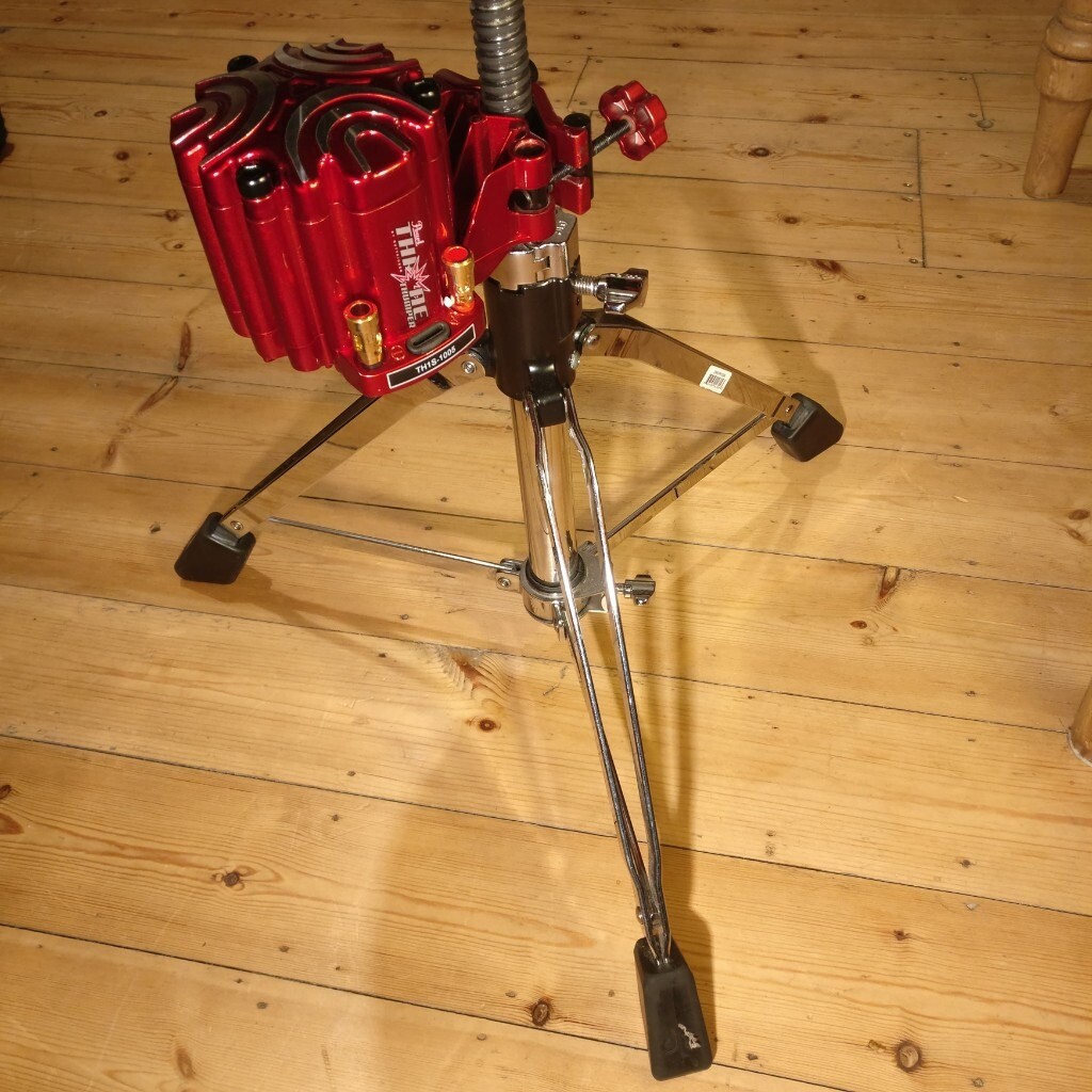 Throne Thumper (Pearl) in Bristol Gumtree