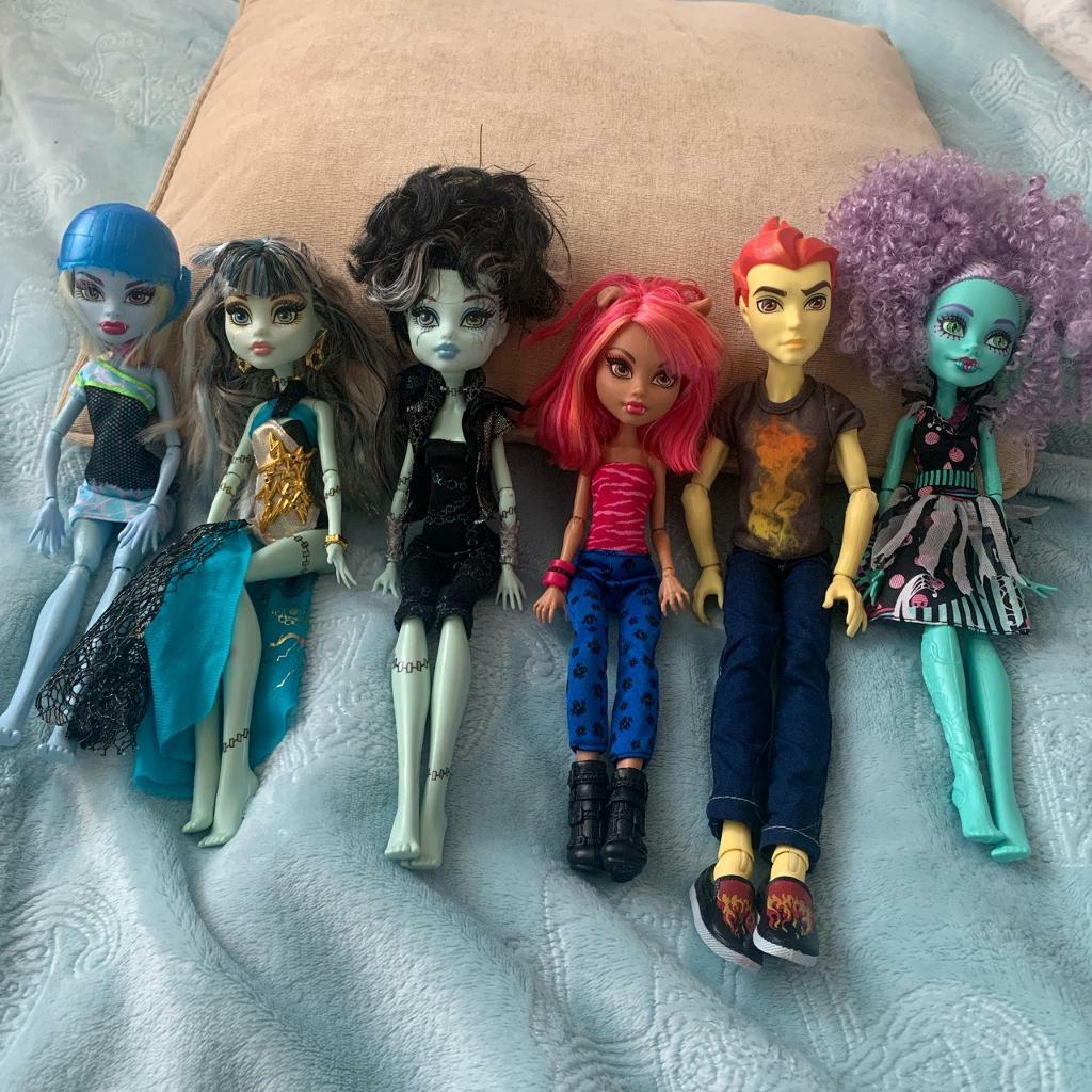 monster high doll bundle