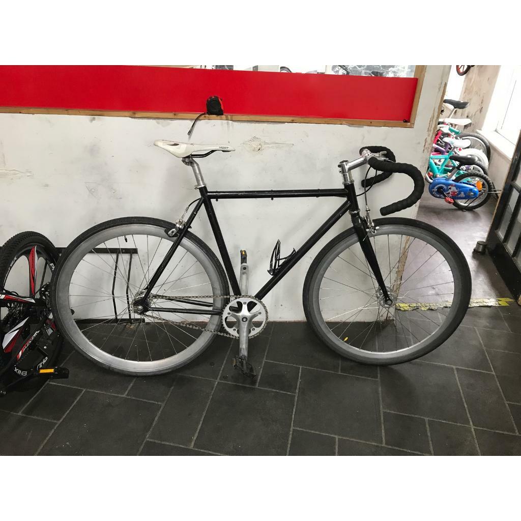 road bike 22 inch frame