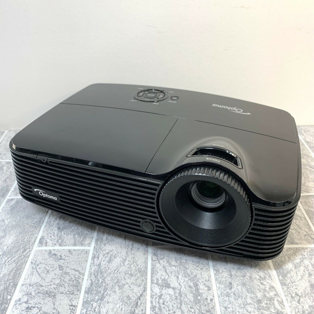 New optoma DS330 with 3D Glasses 2800 