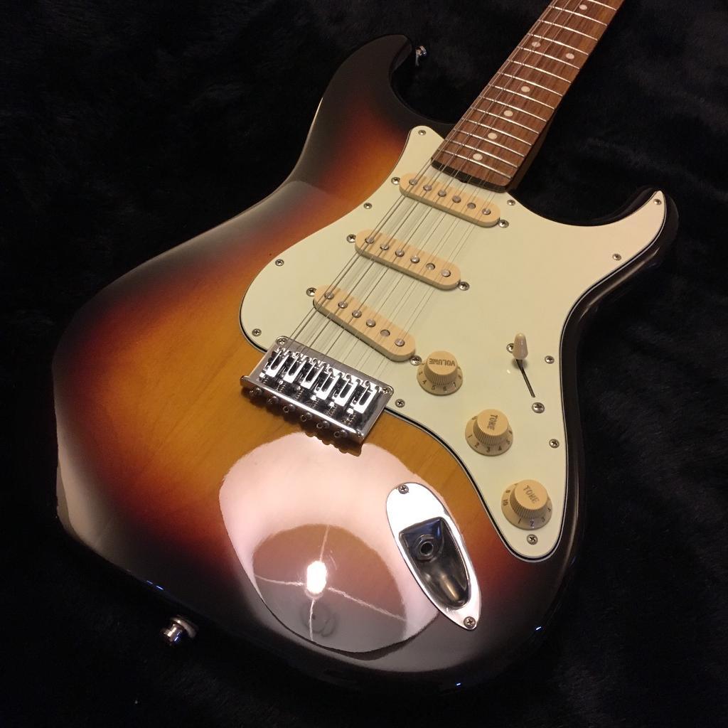 FENDER 12 String Stratocaster MIJ 93/94 in Bournville, West Midlands