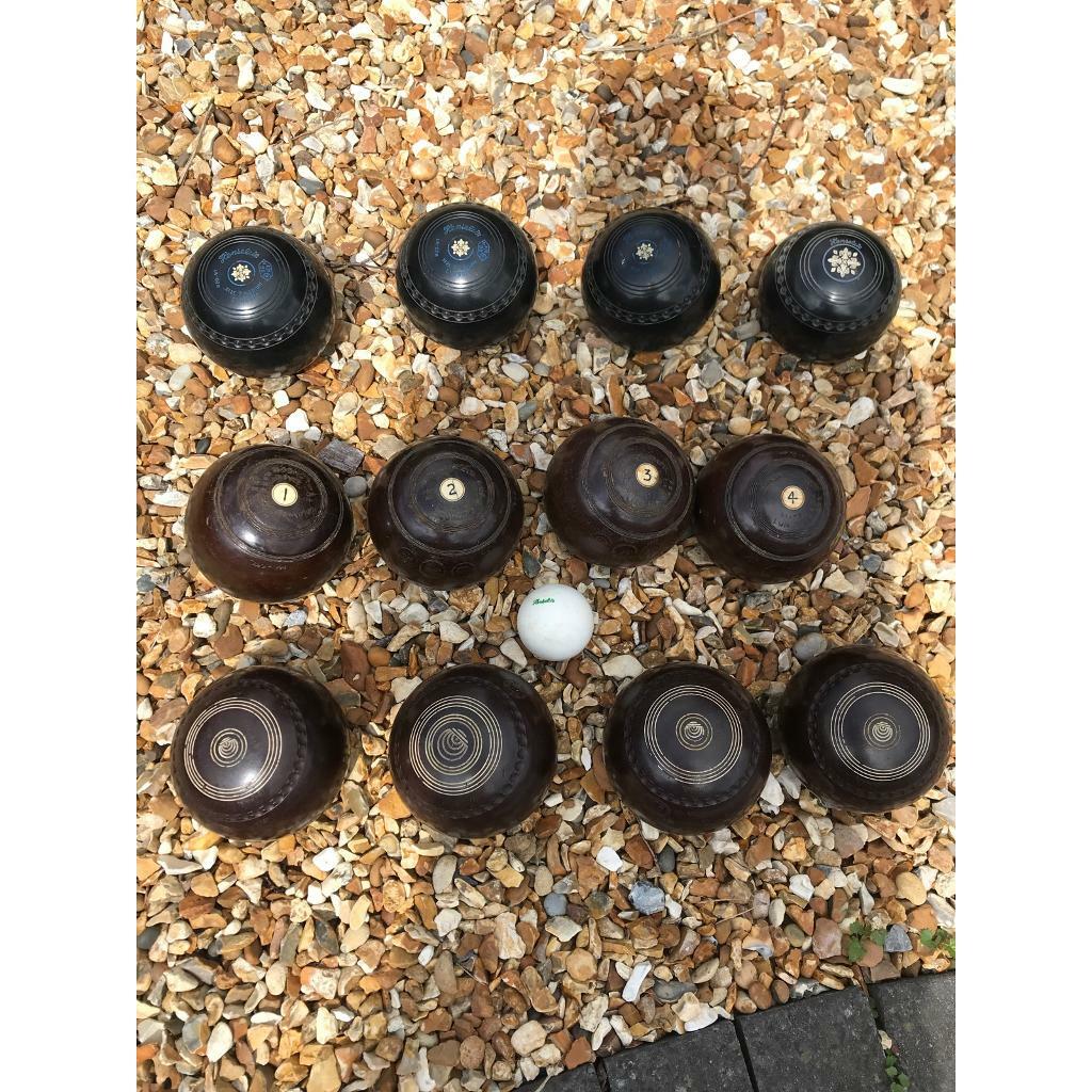 Lawn bowls 3 sets in Highcliffe, Dorset Gumtree