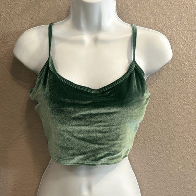 #423 Victoria s Secret(pink) Green Valore active top size medium