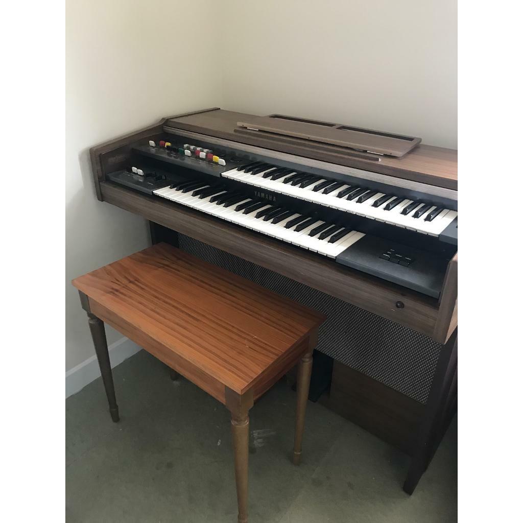 Electric Organ In Airdrie North Lanarkshire Gumtree