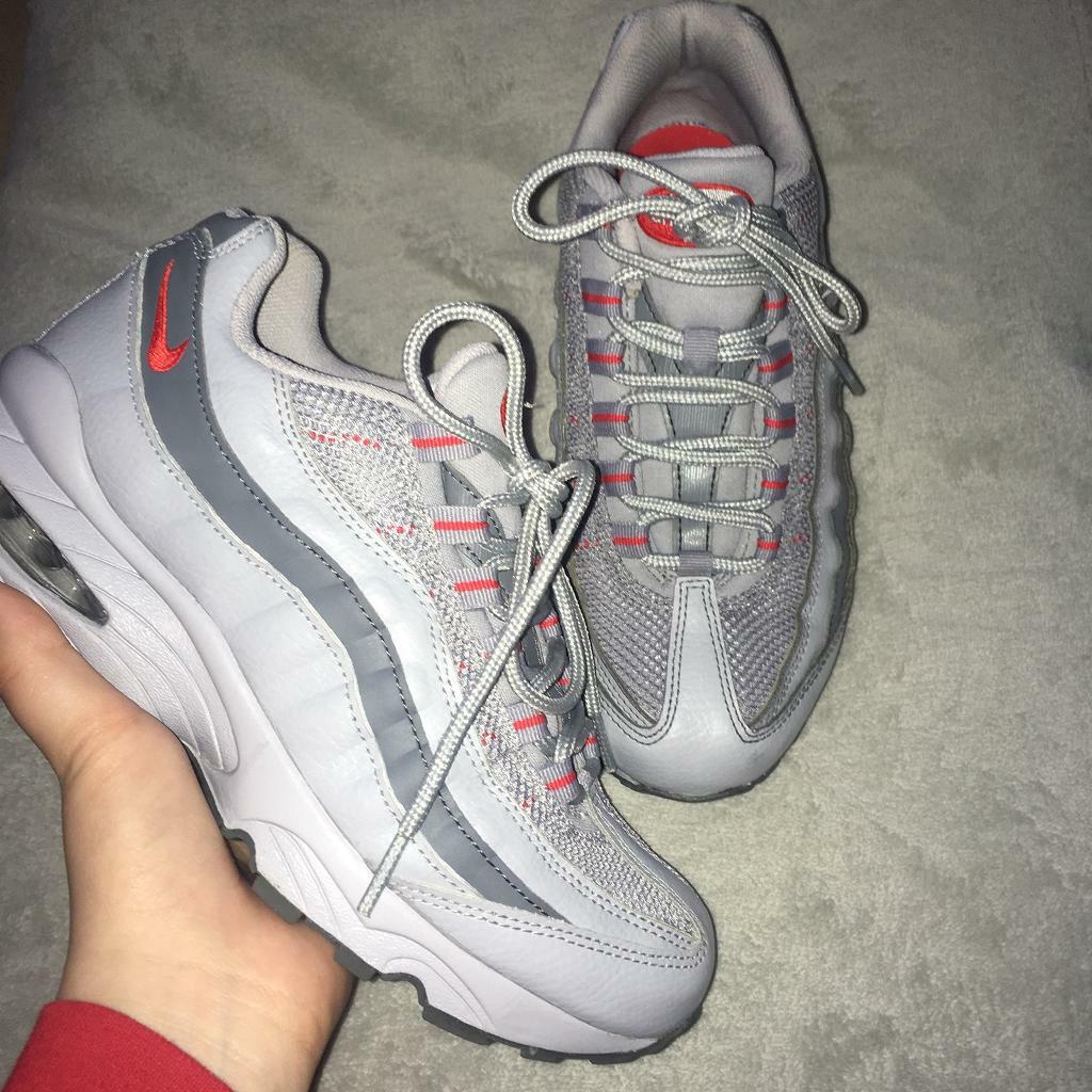 grey and red 95s