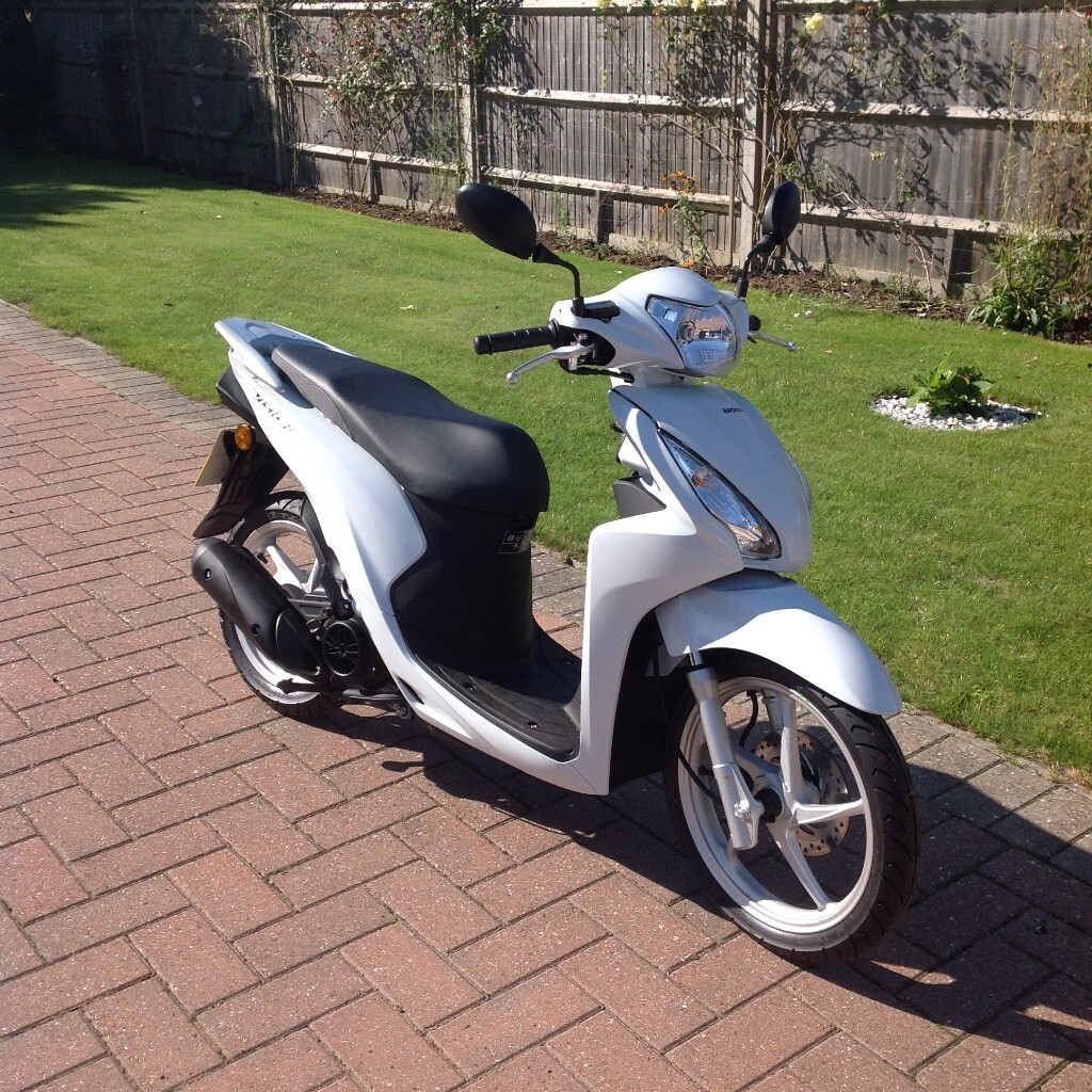 Honda Motor Scooter in Burgess Hill, West Sussex Gumtree