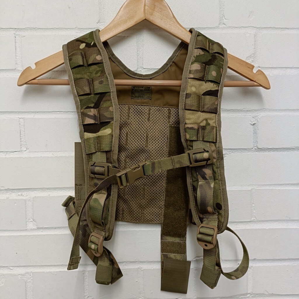 【美品】イギリス軍放出品Virtus Hヨーク MTP迷彩 現用装備 美品】イギリス軍放出品Virtus Hヨーク MTP迷彩 現用装備 - メルカリ
