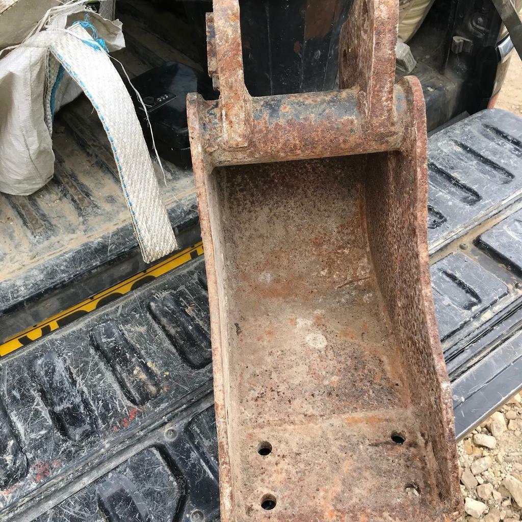 Mini digger bucket in Dewsbury, West Yorkshire Gumtree