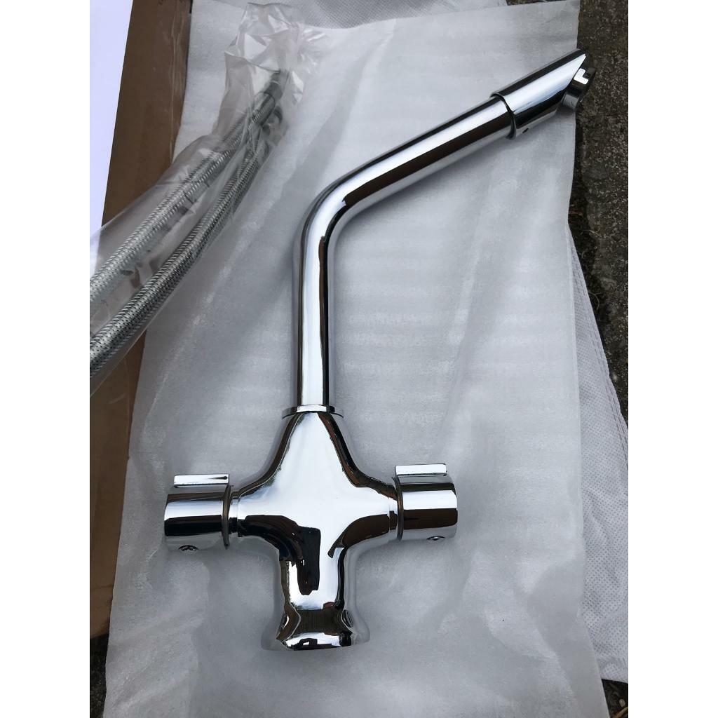 Sink unit monobloc tap,1/4 turn handles, with long flexible pipes in