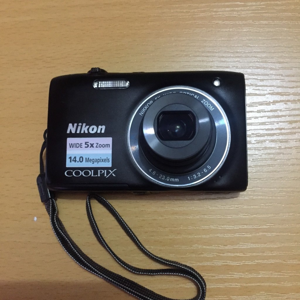 BLACK NIKON COOLPIX S3100 DIGITAL CAMERA | in Waterlooville, Hampshire |  Gumtree