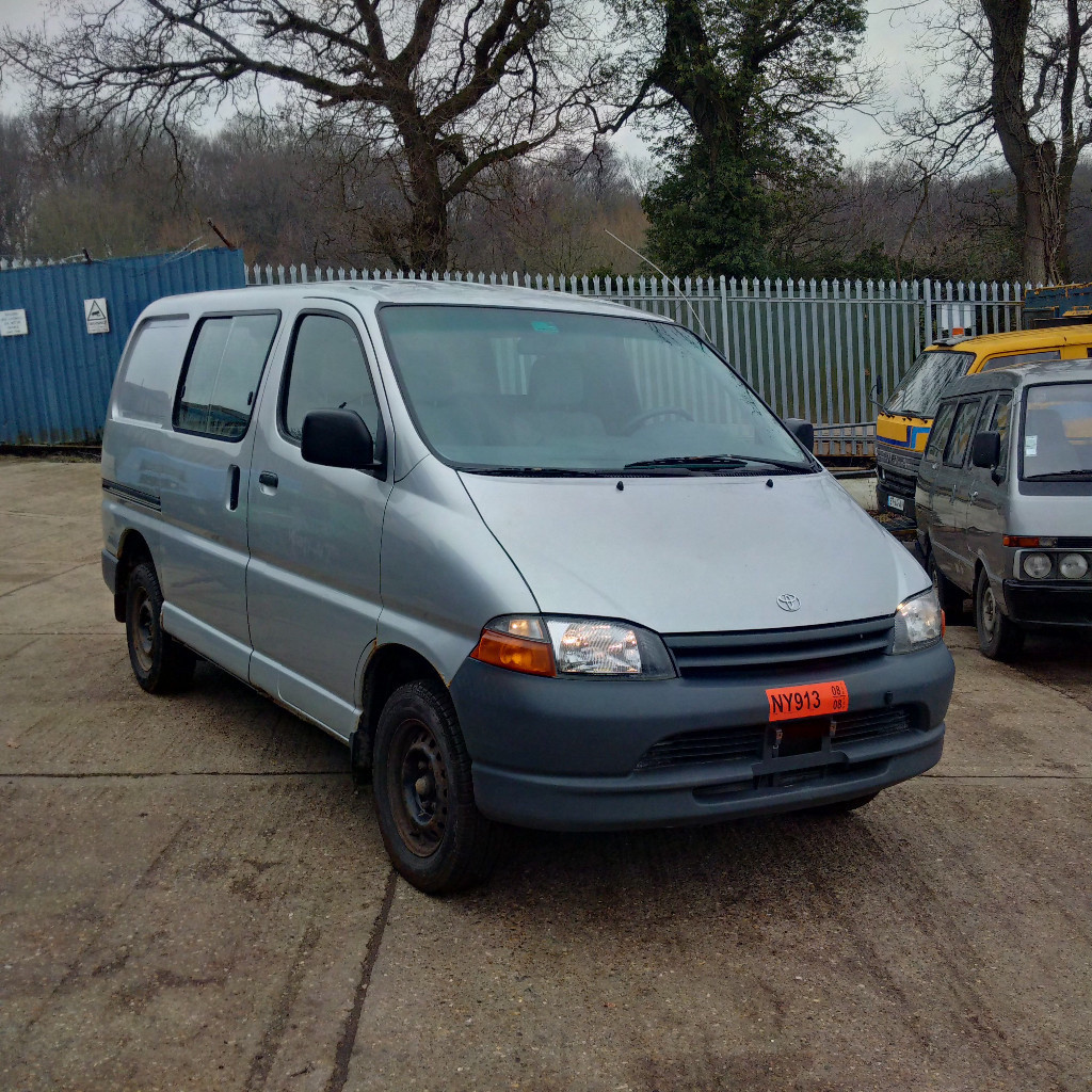 Left hand drive Toyota Hiace 2.4 diesel van. in Brentwood, Essex