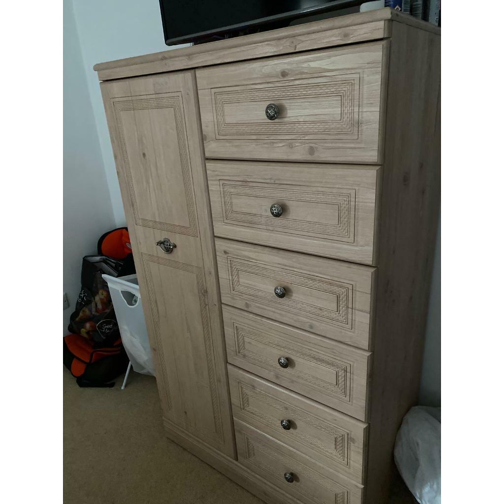 Small Wardrobe And 2 Draws In Oldmeldrum Aberdeenshire