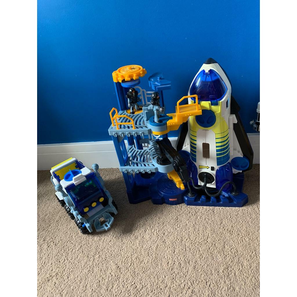 imaginext rocket