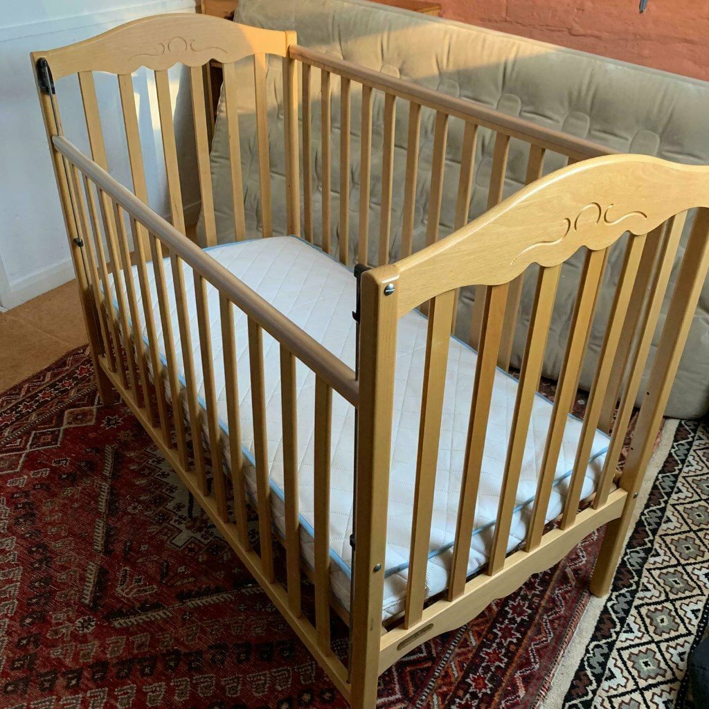 mamas and papas dropside cot